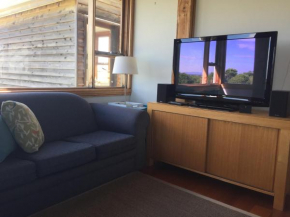 Отель Dolphin Beach House  Суонси
